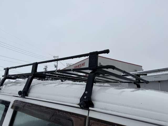 DAIHATSU HIJET CARGO 4WD 2019 Image 31