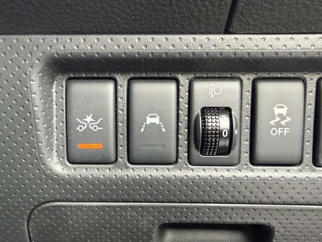 NISSAN NV150 AD 4WD 2018 Image 31