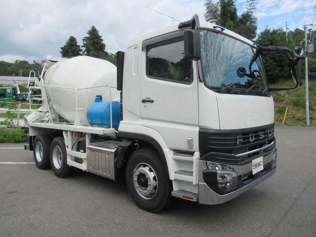 MITSUBISHI FUSOU SUPER GREAT 2025 Image 31