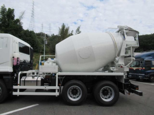 MITSUBISHI FUSOU SUPER GREAT 2025 Image 31