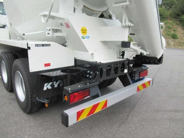 MITSUBISHI FUSOU SUPER GREAT 2025 Image 31