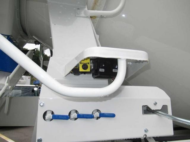 MITSUBISHI FUSOU SUPER GREAT 2025 Image 31