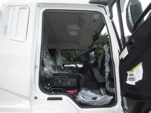 MITSUBISHI FUSOU SUPER GREAT 2025 Image 31