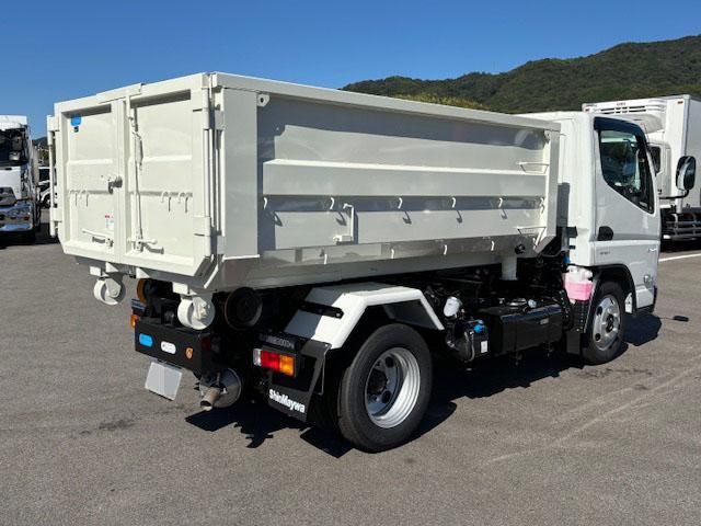 MITSUBISHI CANTER 2025 Image 31