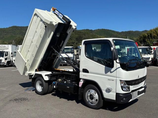MITSUBISHI CANTER 2025 Image 31