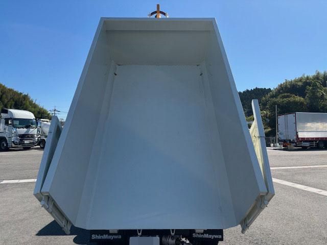 MITSUBISHI CANTER 2025 Image 31