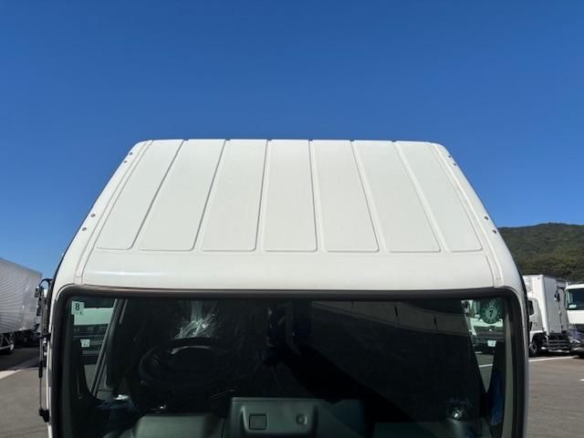 MITSUBISHI CANTER 2025 Image 31