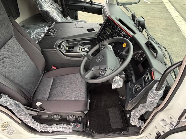 MITSUBISHI FUSOU SUPER GREAT 2025 Image 31