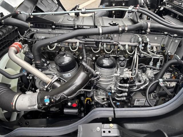 MITSUBISHI FUSOU SUPER GREAT 2025 Image 31