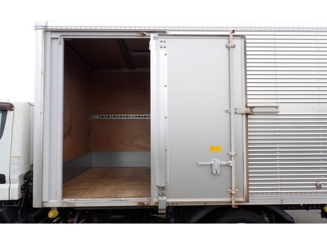 MITSUBISHI CANTER 2016 Image 31