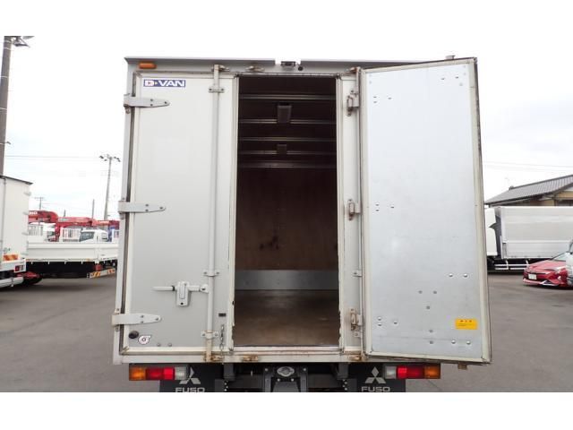 MITSUBISHI CANTER 2016 Image 31