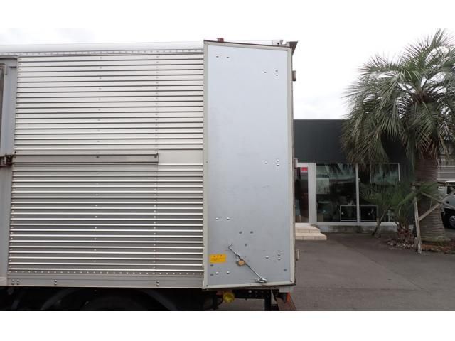 MITSUBISHI CANTER 2016 Image 31