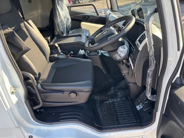 MITSUBISHI FUSOU FIGHTER 2025 Image 31