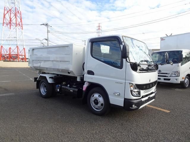 MITSUBISHI CANTER 2025 Image 31