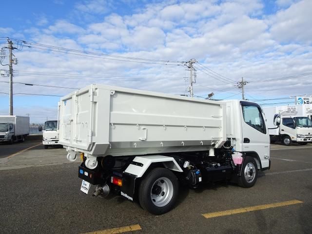 MITSUBISHI CANTER 2025 Image 31