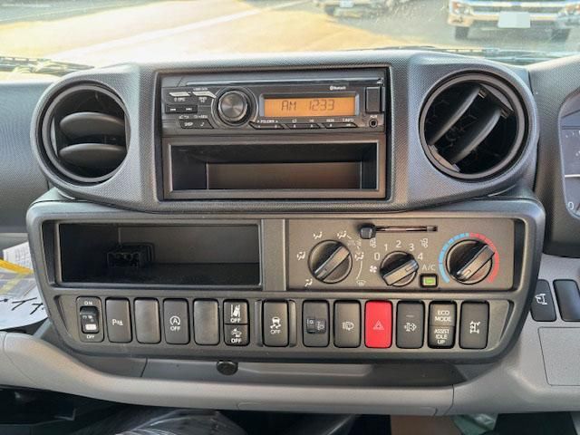 HINO DUTRO 2025 Image 31