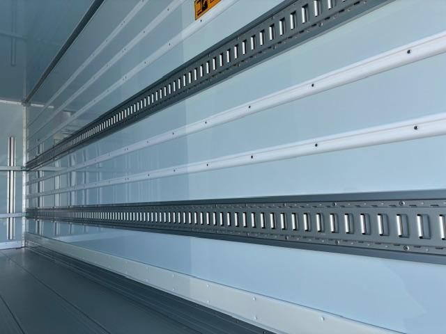 MITSUBISHI FUSOU FIGHTER 2025 Image 31