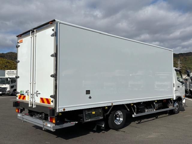 MITSUBISHI FUSOU FIGHTER 2023 Image 31