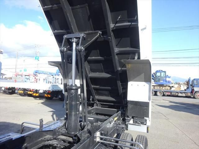 MITSUBISHI FUSOU FIGHTER 2025 Image 31