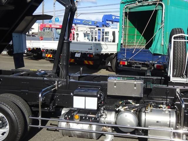 MITSUBISHI FUSOU FIGHTER 2025 Image 31