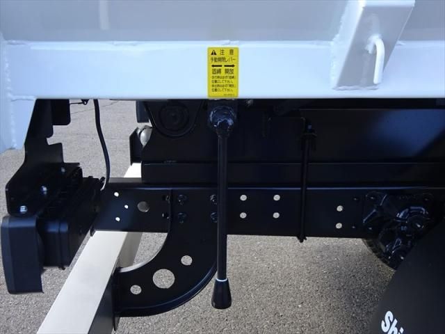 MITSUBISHI FUSOU FIGHTER 2025 Image 31