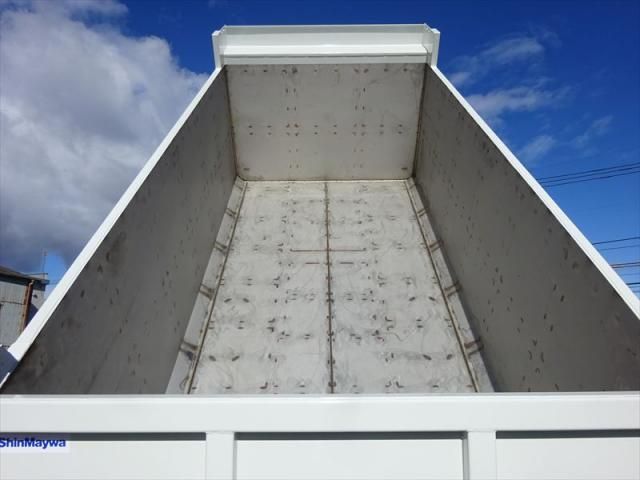 MITSUBISHI FUSOU FIGHTER 2025 Image 31