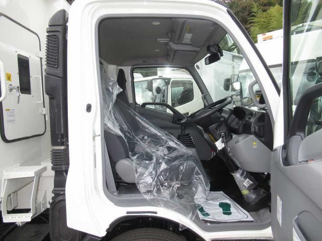 HINO DUTRO 2025 Image 31