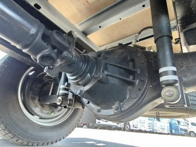 HINO DUTRO 2020 Image 31