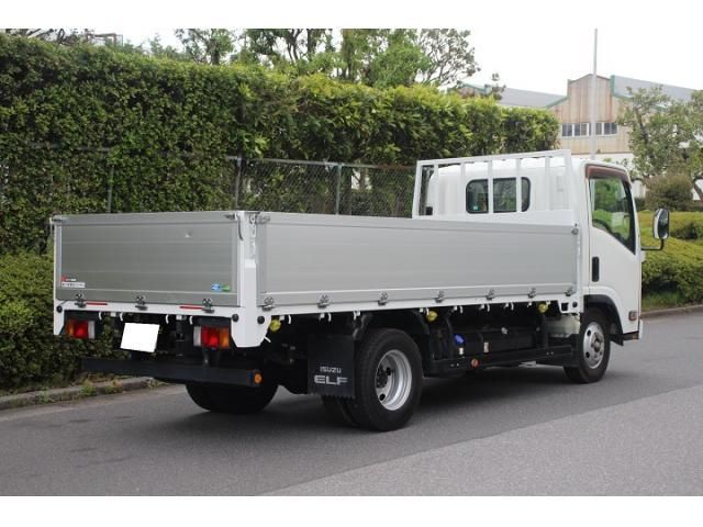 ISUZU ELF 2021 Image 31
