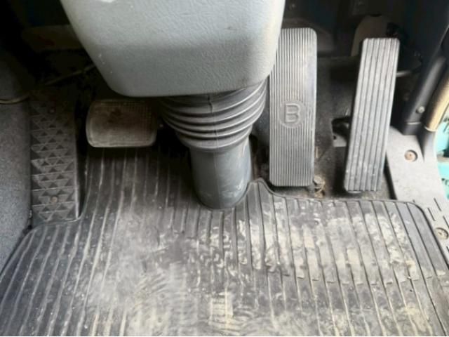 MITSUBISHI FUSOU SUPER GREAT 2008 Image 31