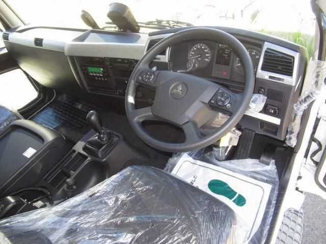 MITSUBISHI FUSOU FIGHTER 2025 Image 31