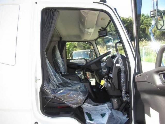 MITSUBISHI FUSOU FIGHTER 2025 Image 31