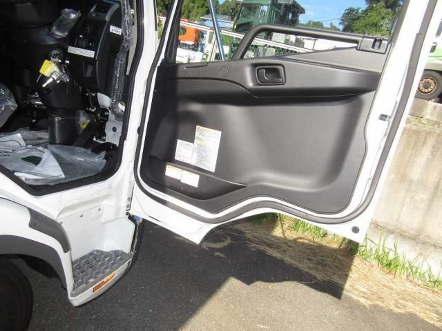 MITSUBISHI FUSOU FIGHTER 2025 Image 31