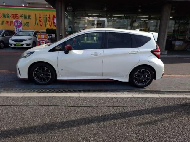 NISSAN NOTE 2017 Image 31