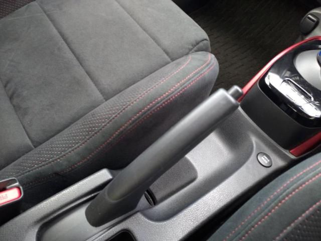 NISSAN NOTE 2017 Image 31