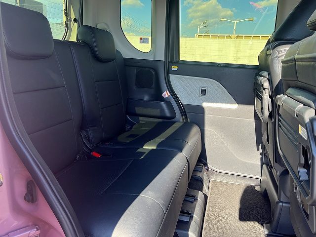 DAIHATSU TANTO 2021 Image 31