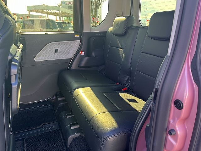 DAIHATSU TANTO 2021 Image 31