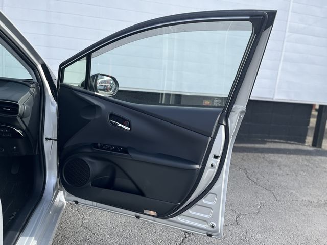 TOYOTA PRIUS 2018 Image 31