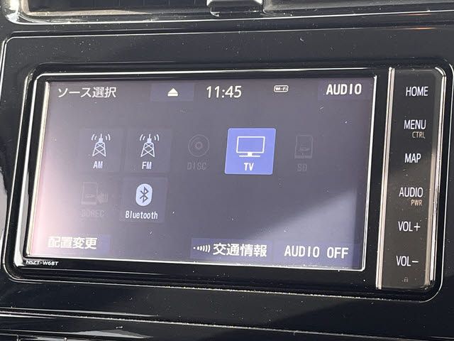 TOYOTA PRIUS 2018 Image 31