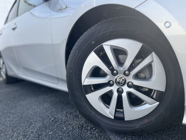 TOYOTA PRIUS 2018 Image 31