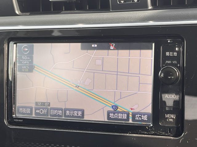 TOYOTA AURIS 2015 Image 31