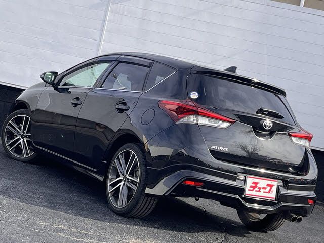 TOYOTA AURIS 2015 Image 31