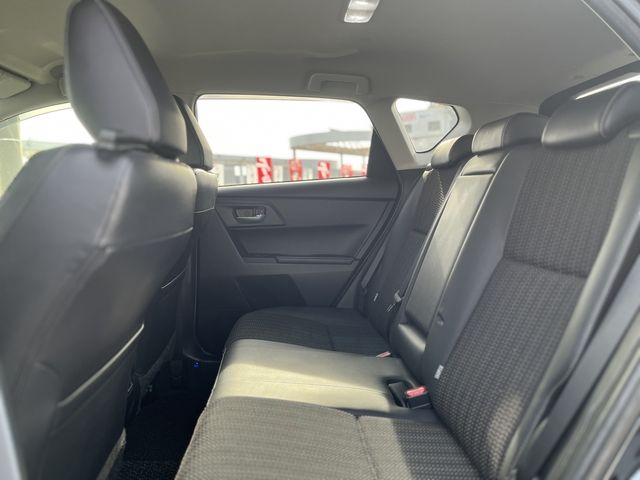 TOYOTA AURIS 2015 Image 31