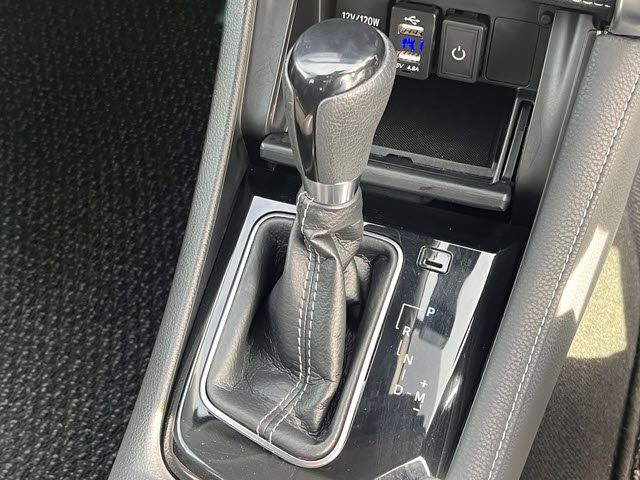 TOYOTA AURIS 2015 Image 31