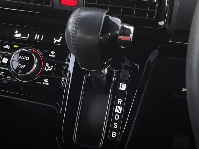 DAIHATSU TANTO CUSTOM 2021 Image 31