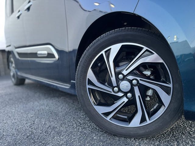 DAIHATSU TANTO CUSTOM 2021 Image 31