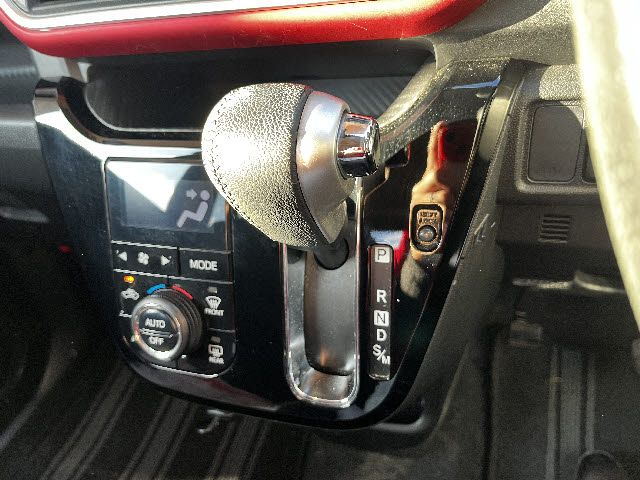 DAIHATSU CAST SPORT 2016 Image 31