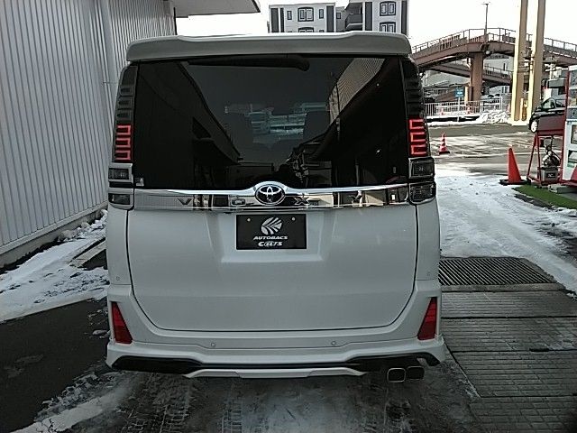 TOYOTA VOXY 4WD 2021 Image 31