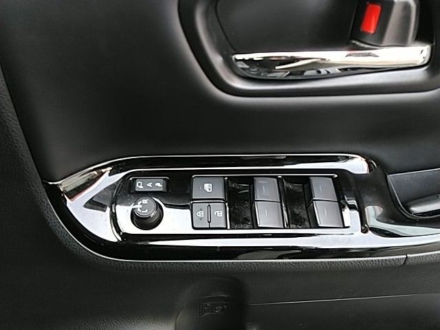 TOYOTA VOXY 4WD 2021 Image 31