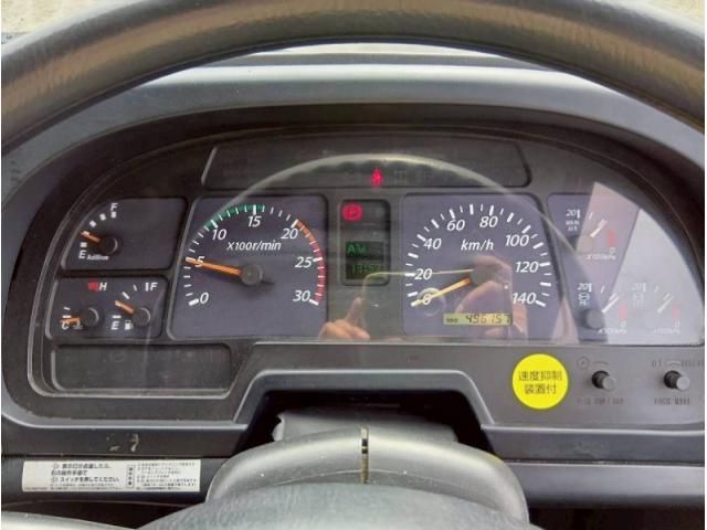 ISUZU GIGA 2013 Image 31